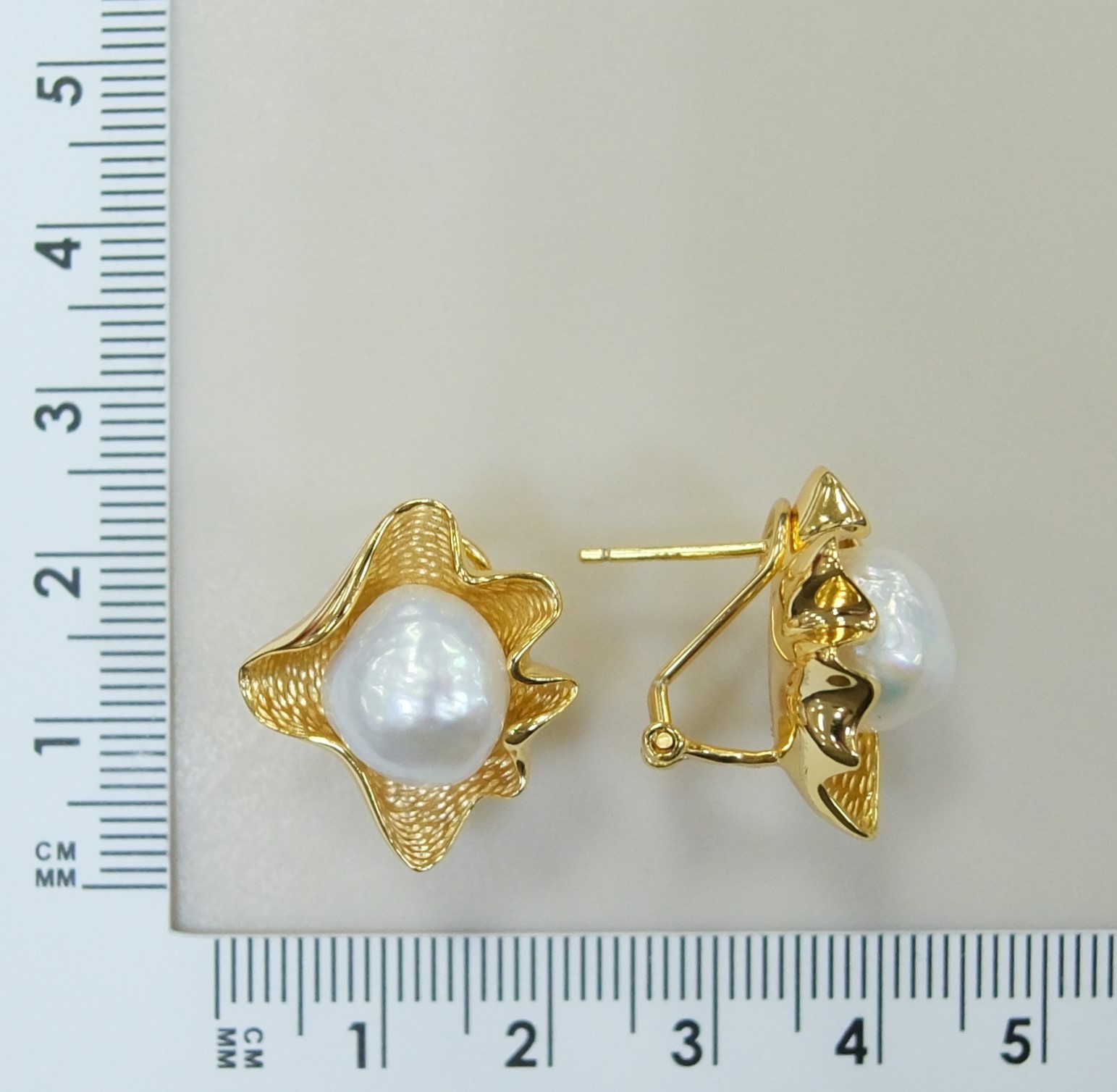 Серебряные серьги с жемчугом